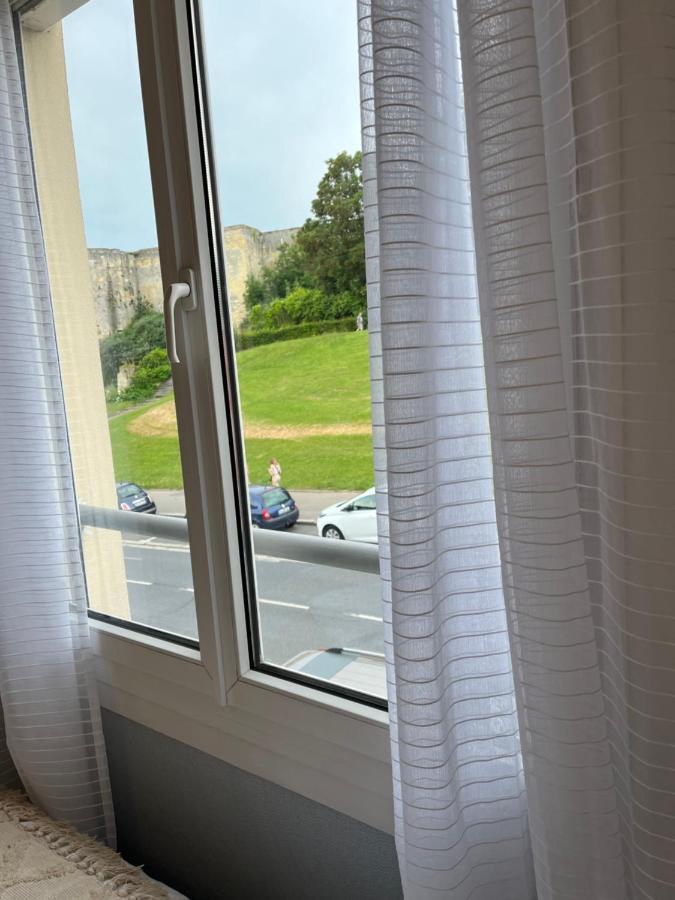 Face Au Chateau , Chambre Hyper Centre Caen Exterior foto
